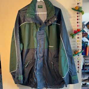 NWOT VINTAGE Heineken promotional Lined rain jacket/windbreaker with built-in h